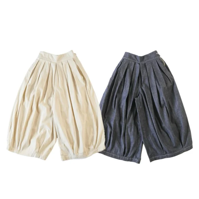 .
【NEW ARRIVAL】

harvesty_official 

▫️デニムサーカスキュロット

color.ivory/one wash

size.0・1

¥20,900(tax in)

定番商品のキュロットパンツから
デニム素材が新登場👖！！

ウエスト後ろはゴム仕様でリラックス感もあり
8ozの薄手デニム素材で、
洗いざらした風合いが柔らかい雰囲気を出しています🌟

軽くて落ち感もあるので
独特の丸みのあるラインのシルエットもきれいに出ます🙌

是非店頭でお試しください♪

📦WEB STORE OPEN🚚
blessofbless.lifeの
プロフィールのURLからチェック📱

営業時間 
10:30-18:30
水曜定休日

#松山セレクトショップ
#blessofbless
#ブレスオブブレス
#bless26ss